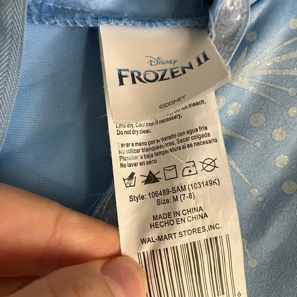 Frozen Elsa Costume M 7-8 - Picture 4 of 10